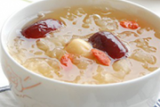银耳为什么不能天天吃 银耳吃多了有什么害处