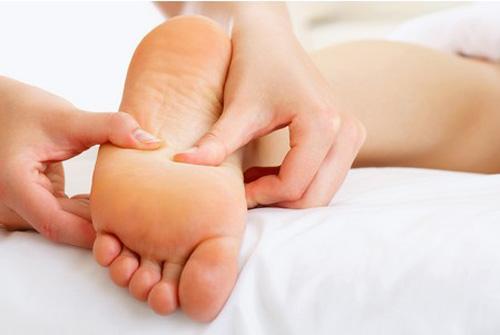 手心拍脚心的好处有哪些