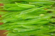 荷兰豆有点脆是没熟吗 荷兰豆没熟会中毒吗