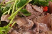 羊肉汤里放什么菜好吃 羊馅饺子配什么菜好吃