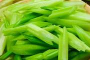 芹菜黄瓜能一起榨汁吗 芹菜黄瓜汁能长期喝吗