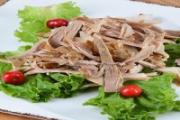 炒牛肉丝怎么炒好吃 新鲜的牛肉怎么炒才能又嫩又好吃