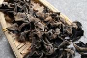 干木耳浸泡多久可以吃 黑木耳泡久了会有毒么
