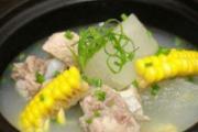 玉米节瓜汤