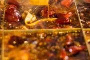 火锅底料打开了夹住还能吃吗 火锅底料可以吃第二次吗