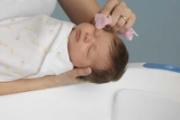 新生儿头上的脏东西怎么洗掉 简单3步洗干净这层脏东西！