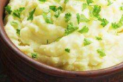 蔬菜泥怎么做给宝宝吃 宝宝辅食蔬菜泥怎么做