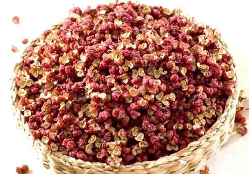 花椒壳卡在喉咙妙招 清除喉咙口的花椒,这样做