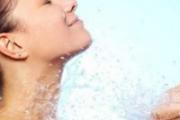 洗冷水澡好吗 想洗冷水澡？先看看自己身体的体质吧！