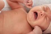 宝宝上吐下泻怎么办 宝宝上吐下泻怎样护理