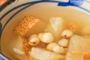 马蹄雪梨煮水有什么功效吗 马蹄雪梨煮水一岁多可以喝吗