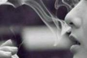 抽烟吃什么清肺排毒 抽烟的人如何清肺