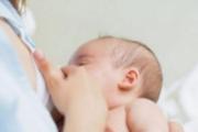哺乳期饮食应注意什么 哺喂母乳没那么难，妈妈们可以这么做！