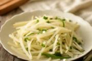 土豆丝炒鸡蛋有毒吗 土豆丝炒鸡蛋的做法