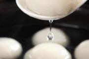 汤圆沸水煮多久 冻汤圆下冷水还是热水