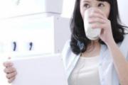 喝牛奶减肥的正确方法