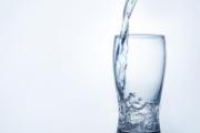 加湿器里面放醋加水吗 加湿器加醋能预防感冒吗