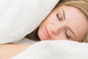 睡眠不好有什么危害 为什么晚上睡不着