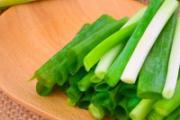 大枣和葱一起吃吗 葱跟狗肉可以一起吗