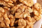 核桃仁如何吃效果好 核桃仁怎么食用最好