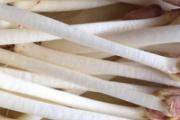花生芽瓣发黄是霉变吗 为什么餐馆不用花生芽
