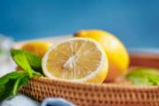 柠檬可以直接吃吗 柠檬怎么吃比较好