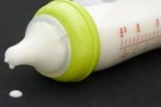 奶粉起泡泡是什么原因 奶粉起泡就是有质量问题吗