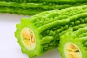 苦瓜和牛肉能一起吃吗 苦瓜适合什么人吃