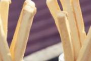 磨牙饼干好还是磨牙棒好