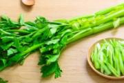 炒花甲可以放芹菜吗 花甲和芹菜可以一起吃吗