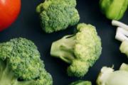 西兰花和胡萝卜能一起吃吗 西兰花和胡萝卜怎么做