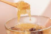 银耳汤里面可以放什么食材 银耳红枣汤可以丰胸吗