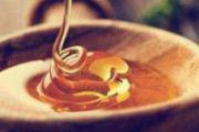 高血脂可以喝蜂蜜水吗蜂蜜水的适宜人群