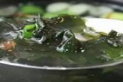 海带汤的功效与作用 海带汤的食用方式和注意事项