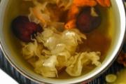 隔夜白木耳可以吃吗 白木耳隔夜浸泡有毒吗