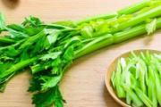 芹菜要不要焯水 芹菜怎么焯水