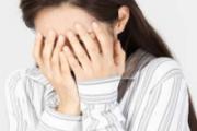 睡觉前哭了怎么消肿 睡觉前哭了怎样才能不让眼睛肿