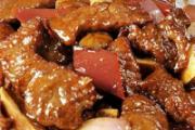 板栗炖鸡可以加枸杞吗 板栗炖鸡能和红枣同食吗