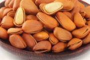 松子的功效与作用 松子的食用禁忌