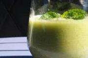 芹菜汁生喝副作用 芹菜汁生喝怎么喝