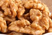 核桃仁可以冷冻保存吗 核桃仁有毛是发霉吗