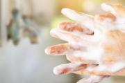 免洗洗手液和水洗洗手液哪个好 免水洗洗手液原理