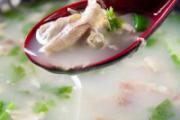 羊肉汤里放什么中药好 药膳滋补羊肉汤的做法