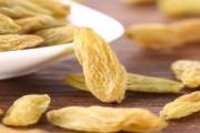 如何挑选优质的葡萄干 葡萄干可以泡水喝吗