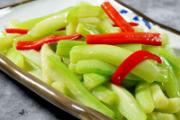 丝瓜肉变黑了还能吃吗 丝瓜切了为什么会变黑
