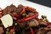 卤牛肉变绿了能吃吗 卤牛肉为什么颜色发绿