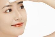 额头长痘什么原因引起的 额头长痘痘要如何调理