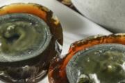 松花蛋买来是熟的还是要煮一下 皮蛋怎么做好吃