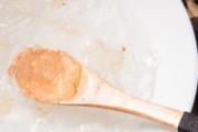 雪燕泡发多久合适 雪燕隔水炖和直接炖哪个更好