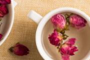 喝玫瑰花茶美白效果好吗 玫瑰花茶用什么杯子泡比较好